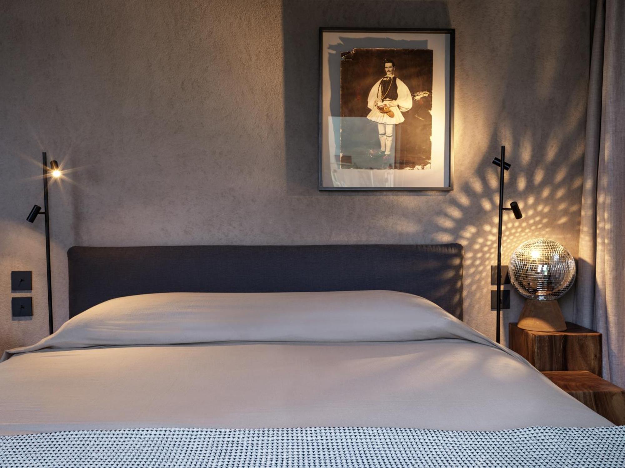 فندق Monastik Living In Athina أثينا المظهر الخارجي الصورة